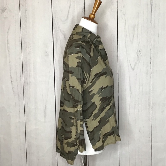 Susina‎ camoflauge button down long sleeve shirt - Picture 5 of 8